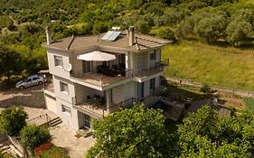 Lago Village House